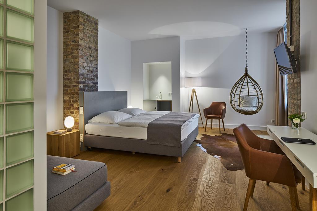 Comfort Triple Room
